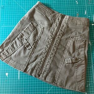 🌹 Zara Green Mini Skirt